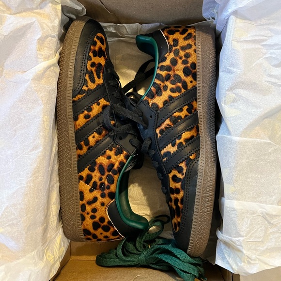 Adidas Leopard Print Sambas - Picture 3 of 16